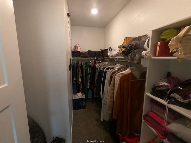 835 Mineral Wells Lane, College Station, TX 77845