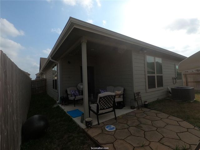 835 Mineral Wells Lane, College Station, TX 77845