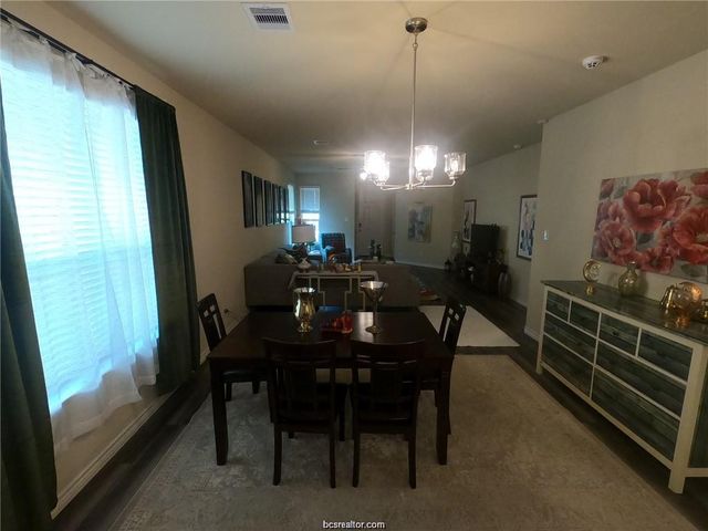 835 Mineral Wells Lane, College Station, TX 77845