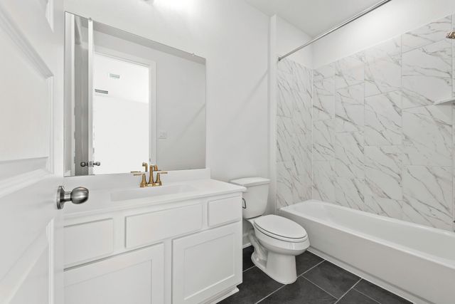 5038 Mckinney Ridge Trail, Rosenberg, TX 77471