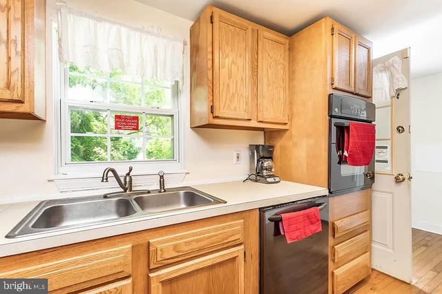 24171 ADELAIDE ST, Parksley, VA 23421