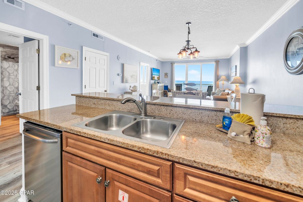 Image 10 of property listing at 17545 Front Beach Road 402, Panama City Beach, FL 32413