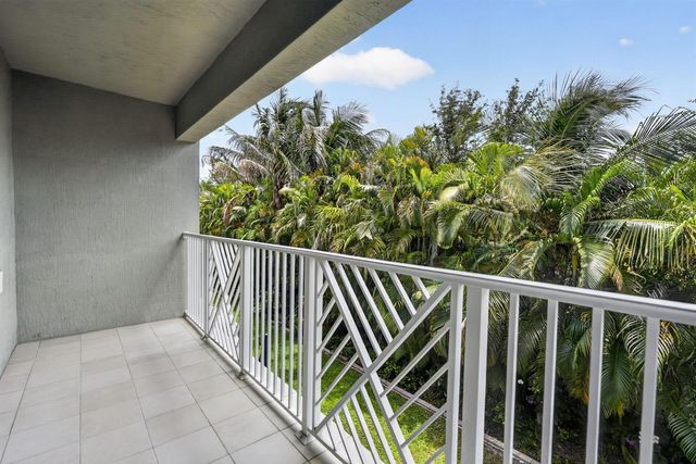 1950 Juno Landing Lane, North Palm Beach, FL 33408