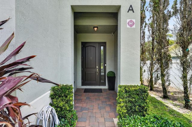 1950 Juno Landing Lane, North Palm Beach, FL 33408