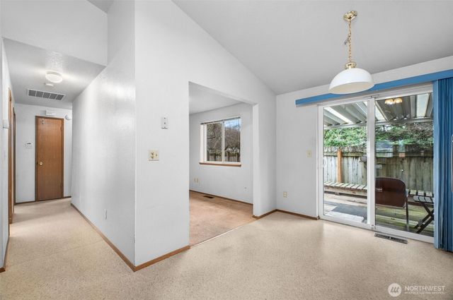 1414 Creekwood Court SE, Olympia, WA 98501