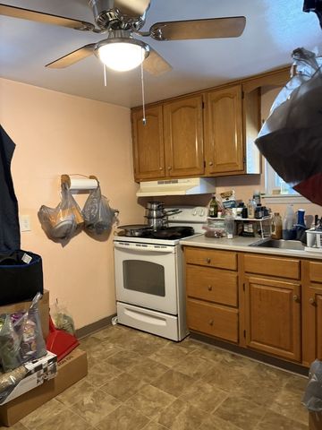 745 Memory Ln, Liberty Boro, PA 15133