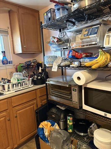 745 Memory Ln, Liberty Boro, PA 15133