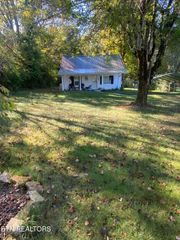 742 Highway 68, Crossville, TN 38555