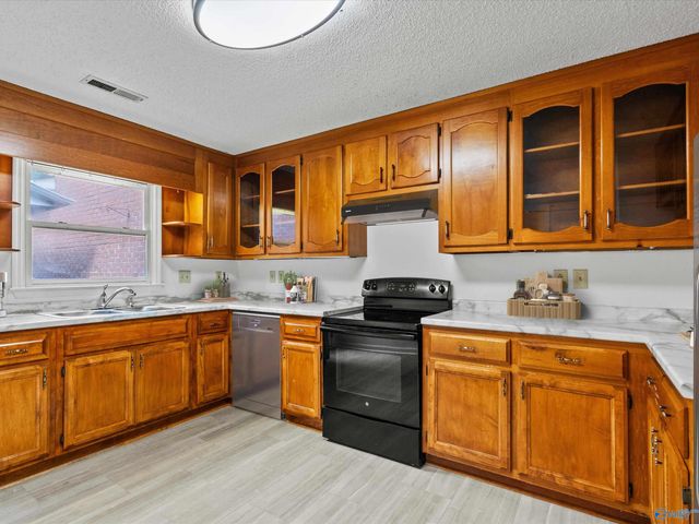 232 West Lake Circle, Madison, AL 35758