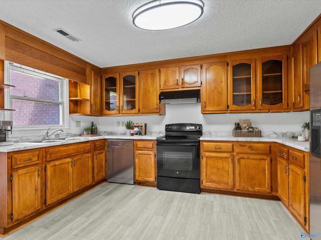 232 West Lake Circle, Madison, AL 35758