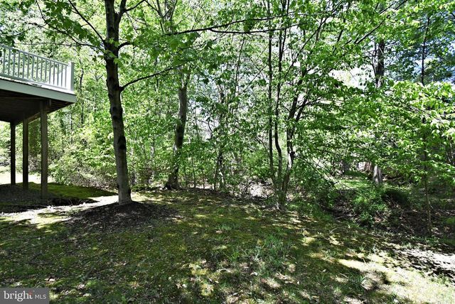 2 LONGVIEW LN, Newtown Square, PA 19073