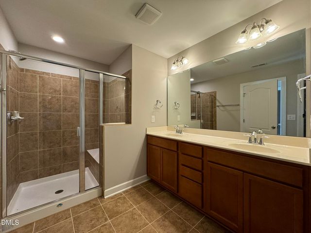 128 Alamosa Place, Cary, NC 27519