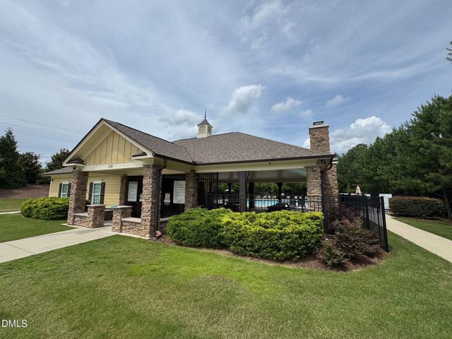 128 Alamosa Place, Cary, NC 27519