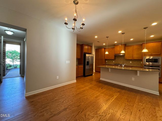 128 Alamosa Place, Cary, NC 27519