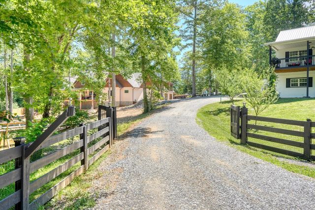 18 Tranquility Trail, Blairsville, GA 30512