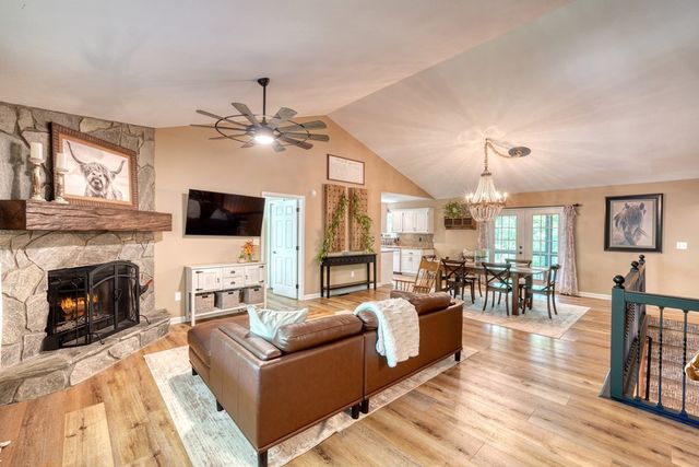 18 Tranquility Trail, Blairsville, GA 30512