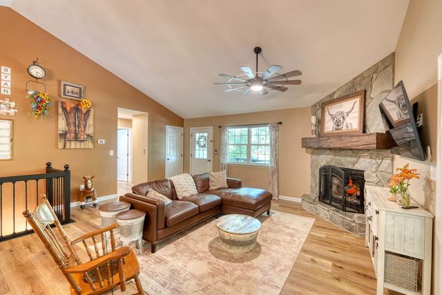 18 Tranquility Trail, Blairsville, GA 30512