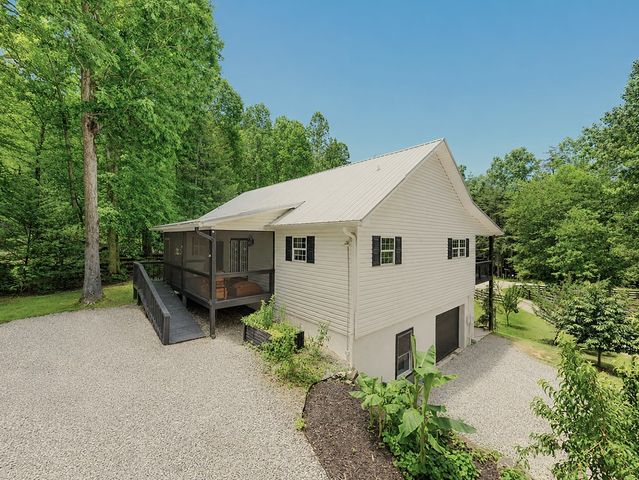 18 Tranquility Trail, Blairsville, GA 30512