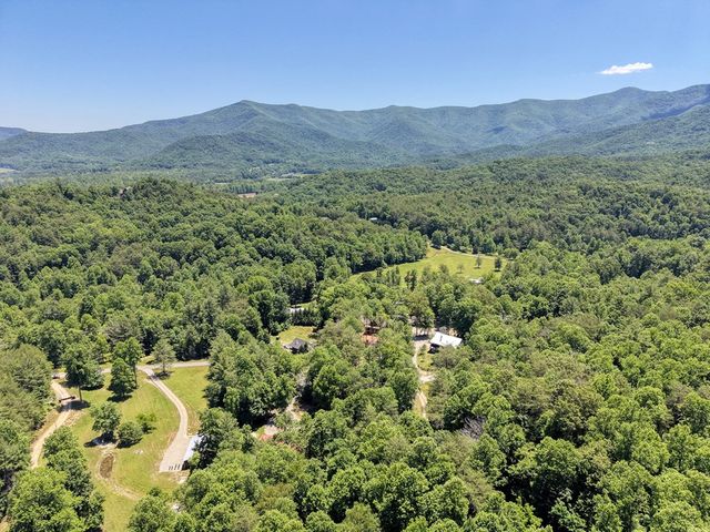18 Tranquility Trail, Blairsville, GA 30512