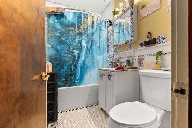 11-11A Concord St, Lynn, MA 01902