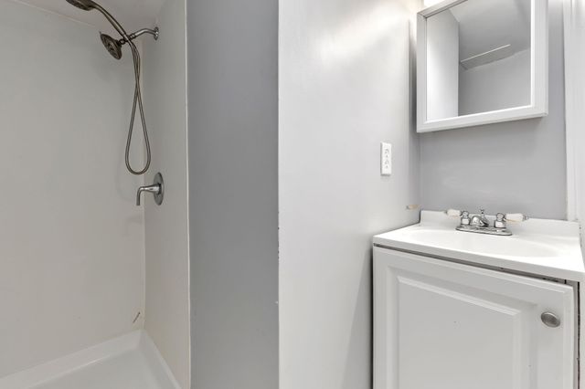 11-11A Concord St, Lynn, MA 01902