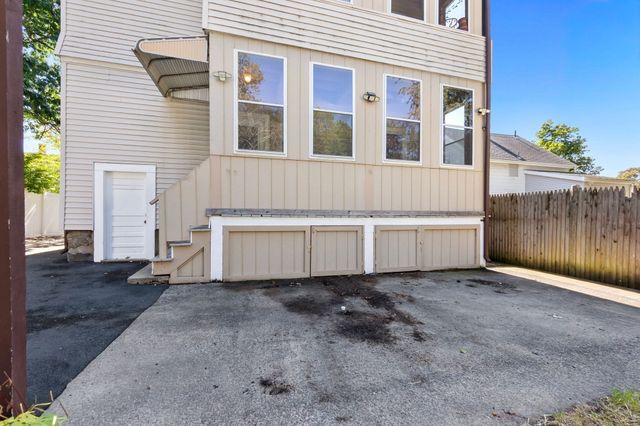 11-11A Concord St, Lynn, MA 01902