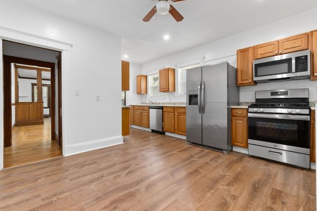 11-11A Concord St, Lynn, MA 01902