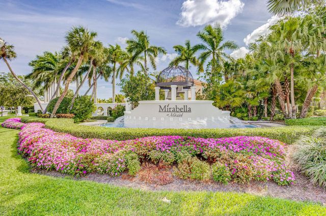 107 Via Escobar Place, Palm Beach Gardens, FL 33418