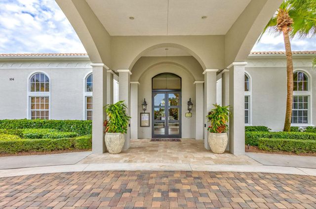 107 Via Escobar Place, Palm Beach Gardens, FL 33418