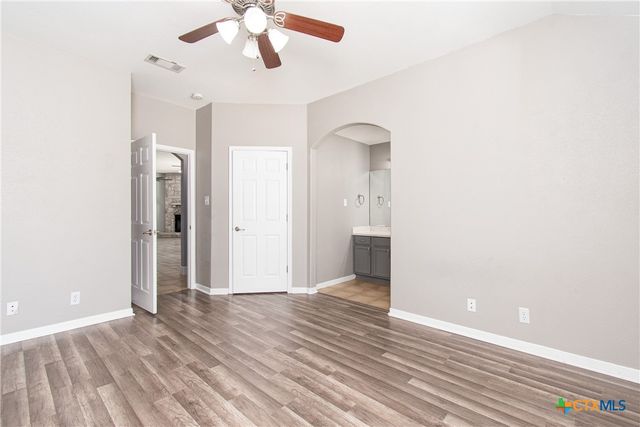 409 Northcliffe Drive, Belton, TX 76513