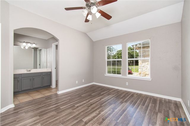 409 Northcliffe Drive, Belton, TX 76513