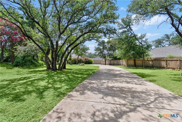 409 Northcliffe Drive, Belton, TX 76513
