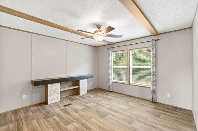 285 County Road 784a, Etowah, TN 37331