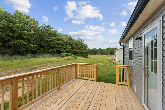 285 County Road 784a, Etowah, TN 37331