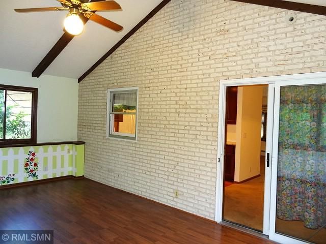 1627 Deerwood Drive, South Saint Paul, MN 55075