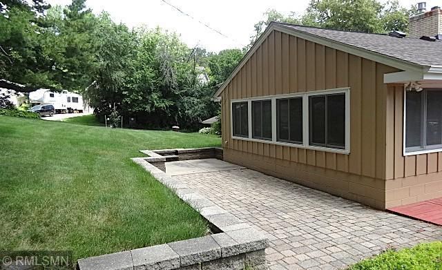 1627 Deerwood Drive, South Saint Paul, MN 55075
