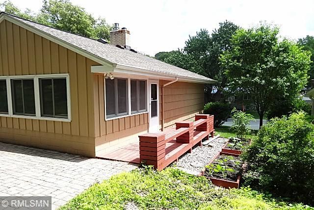 1627 Deerwood Drive, South Saint Paul, MN 55075