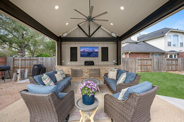 3222 Aspen Lake Drive, Manvel, TX 77578