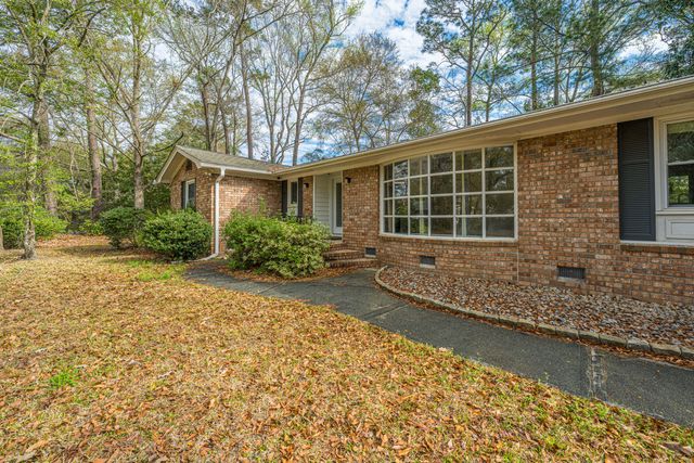 46 Sorento Boulevard, Hanahan, SC 29410
