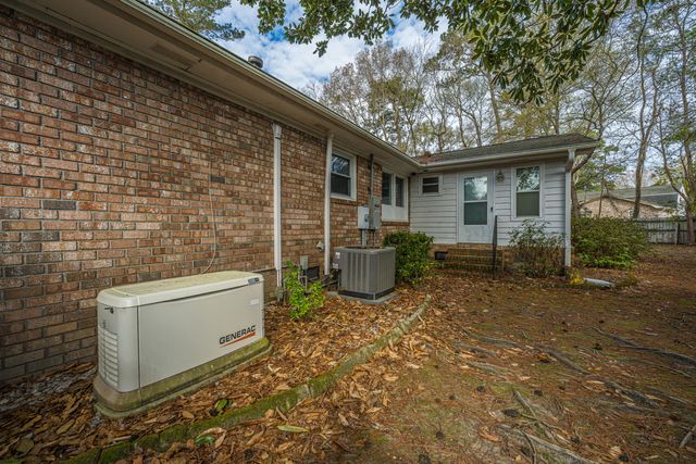 46 Sorento Boulevard, Hanahan, SC 29410