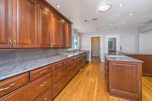 46 Sorento Boulevard, Hanahan, SC 29410