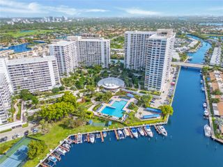 2500 Parkview Dr 509, Hallandale Beach, FL 33009