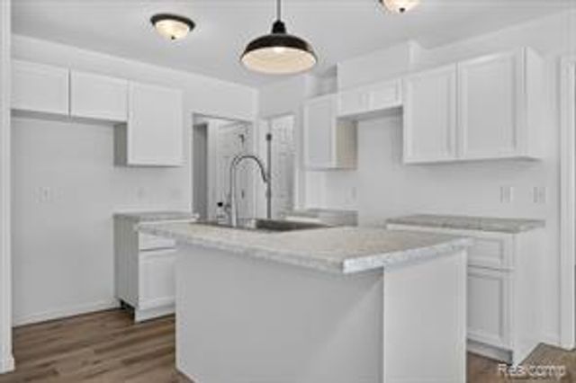 3156 Daisy Way Way, Burton, MI 48519
