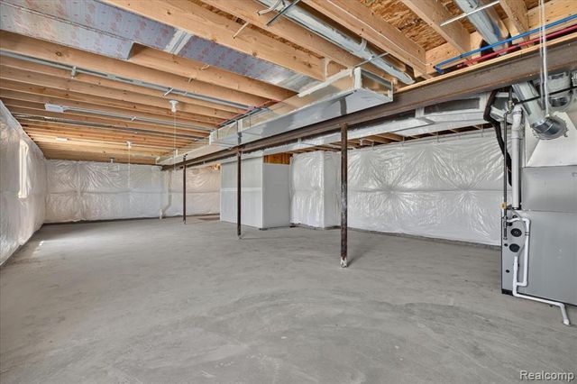 3156 Daisy Way Way, Burton, MI 48519