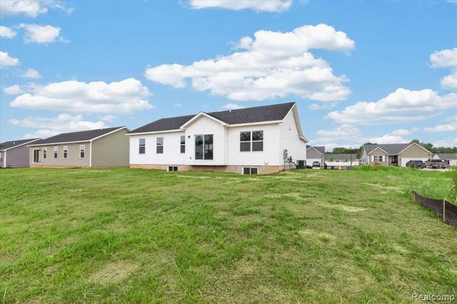 3156 Daisy Way Way, Burton, MI 48519