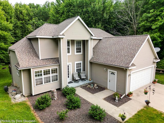 17474 Connor Circle, Casnovia Twp, MI 49303