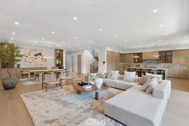 13024 Bloomfield, Studio City (los Angeles), CA 91604