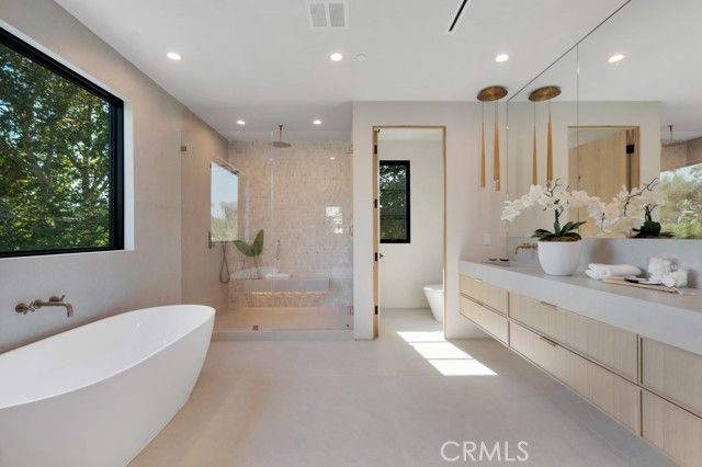 13024 Bloomfield, Studio City (los Angeles), CA 91604