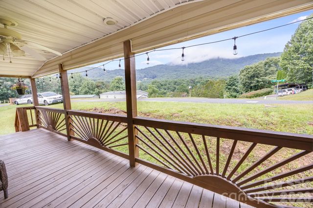 105 Short Meadow Drive, Candler, NC 28715