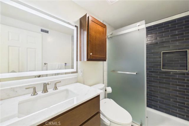 5089 Saratoga Avenue, Cypress, CA 90630